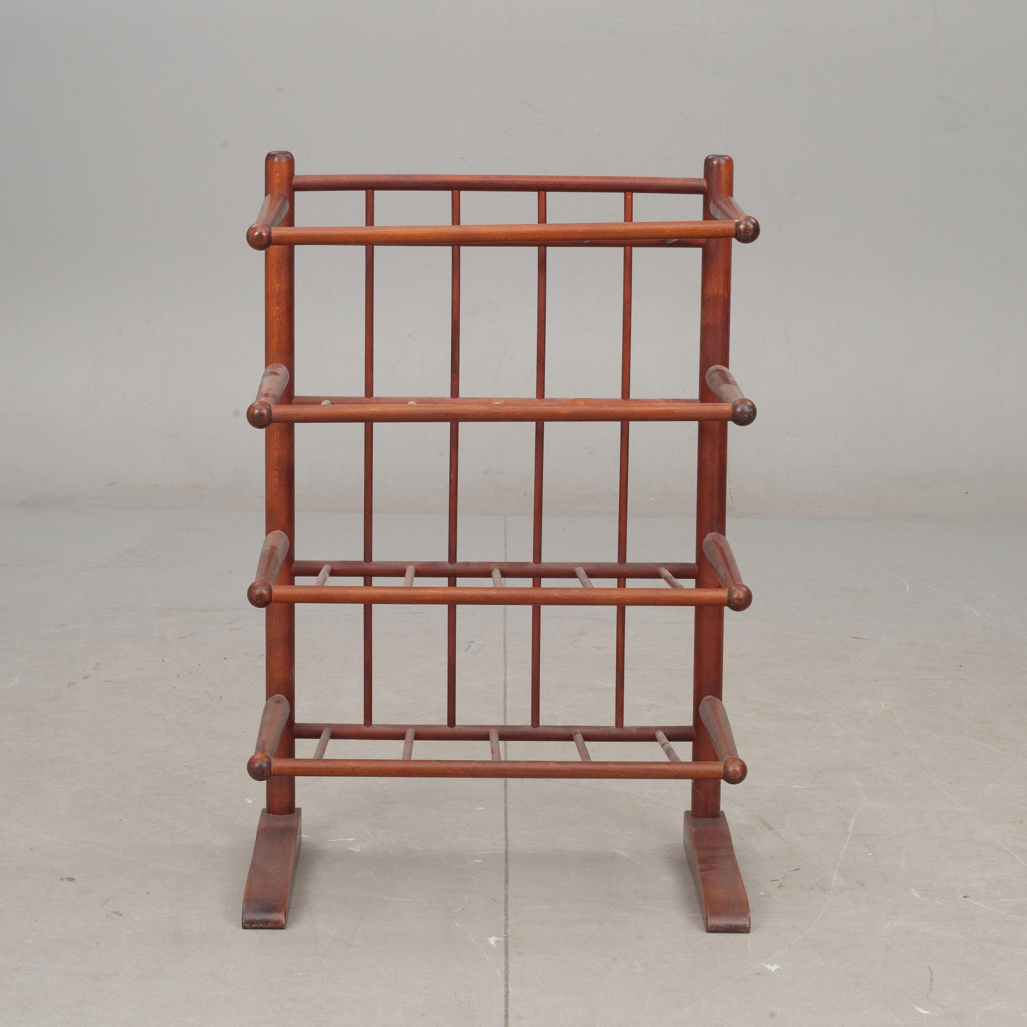 TIDNINGSSTÄLL/NOTSTÄLL, 1900-talets andra hälft.