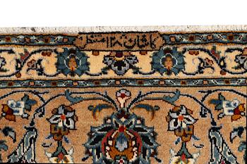 A Kashan carpet, c. 380 x 276 cm.