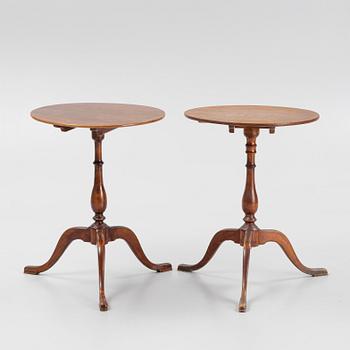 Bord, 2 st, snarlika, 1800-tal.