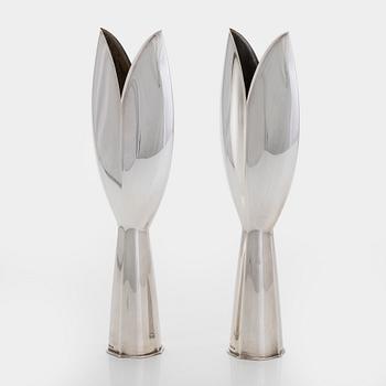 Tapio Wirkkala, a pair of 1950s silver TW-2 vases, Kultakeskus, Hämeenlinna 1957.