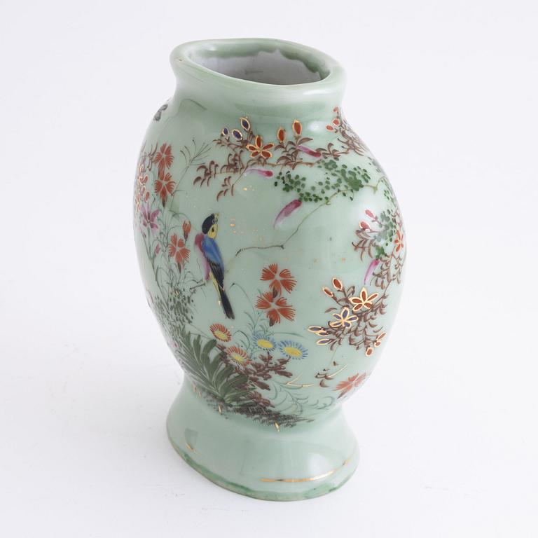 A Seto celadon Vase, Japan, 20th century.