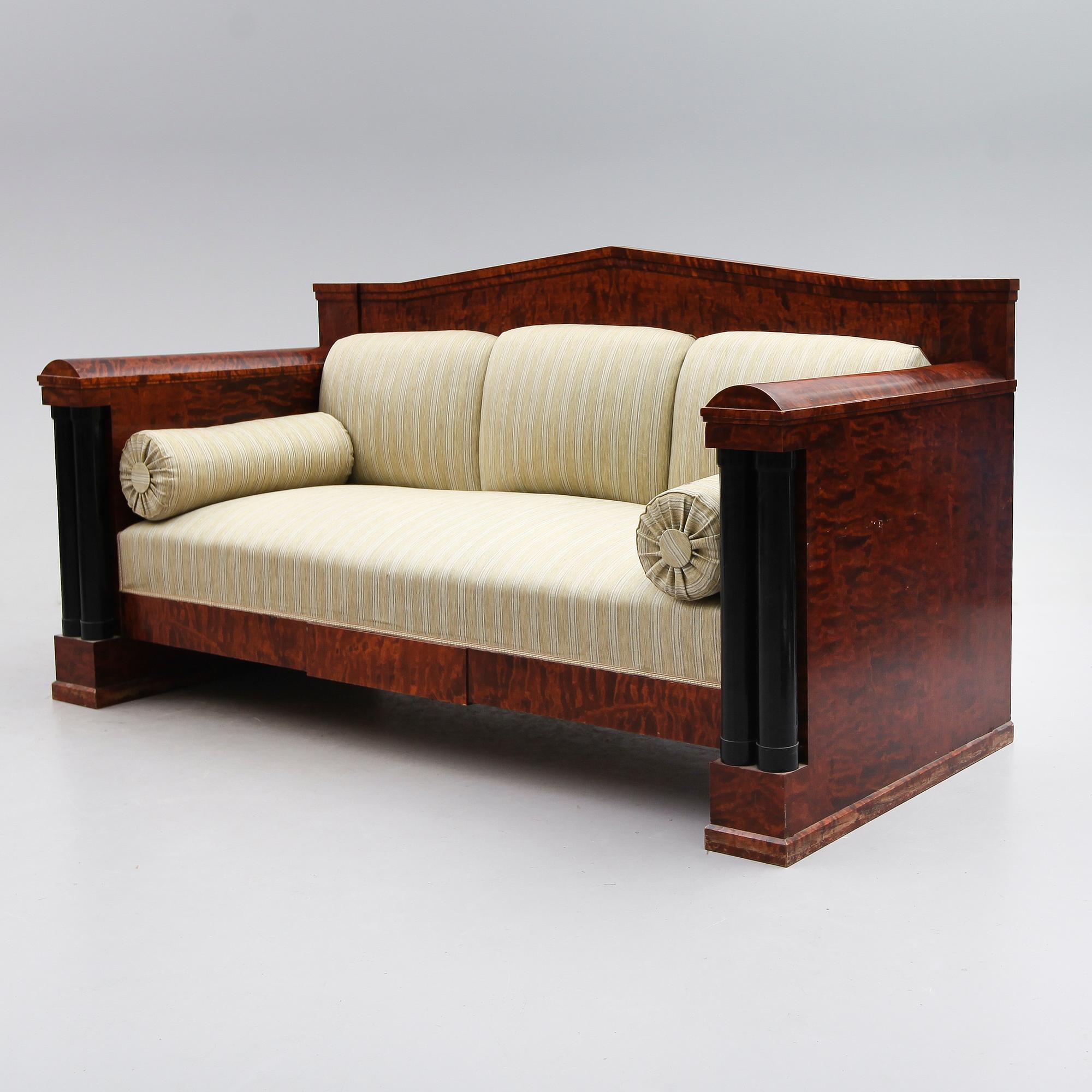 SOFFA, Karl Johan stil, 1900-talets första hälft.