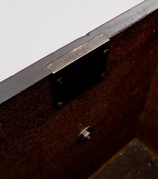 SIDEBOARD, England, 1900-talets första hälft.