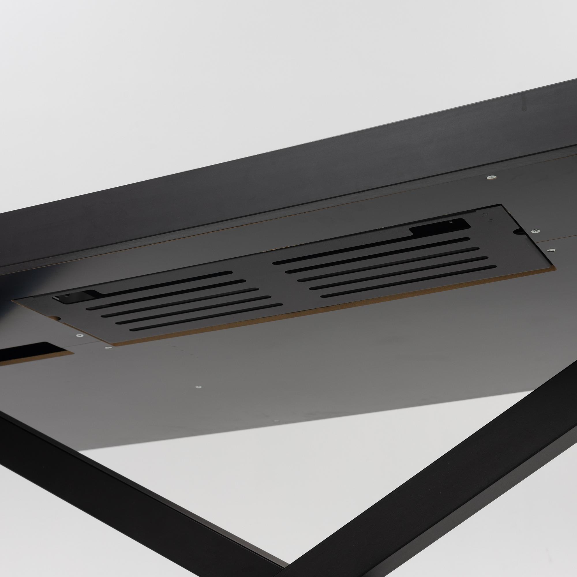 KiBiSi, desk, "Xtable", Holmris B8, contemporary.