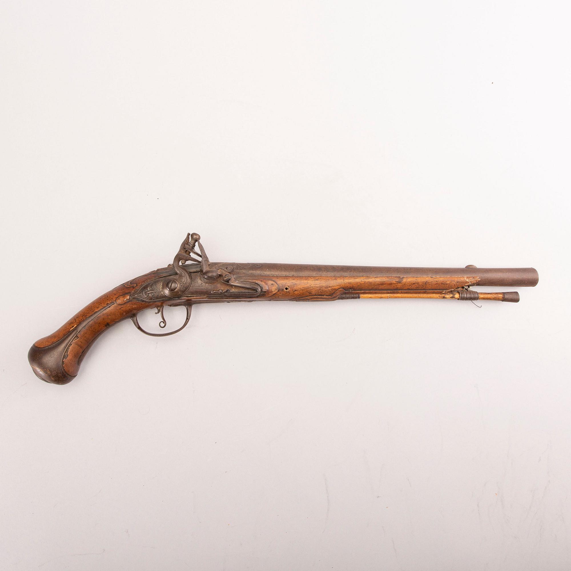 A Pierre Formentin flintlock pistol, 18th Century latter part.