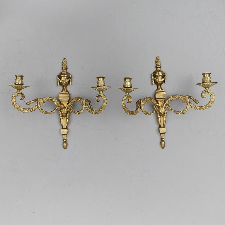 VÄGGAPPLIQUER, 1 par, mässing, gustaviansk stil, 1900-talets andra hälft.