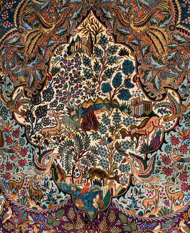 A Kashmar rug, ca 385 x 300 cm.