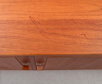 SIDEBOARD, "Domi Monté", Nils Jonsson, Troeds, Bjärnum, 1900-talets andra hälft.