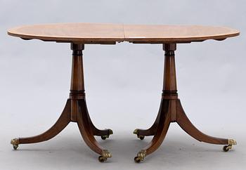 MATBORD. Engelsk stil, 1900-tal.