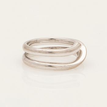 Regitze Overgaard, ring, "Magic", 18K vitguld, för Georg Jensen, Danmark.