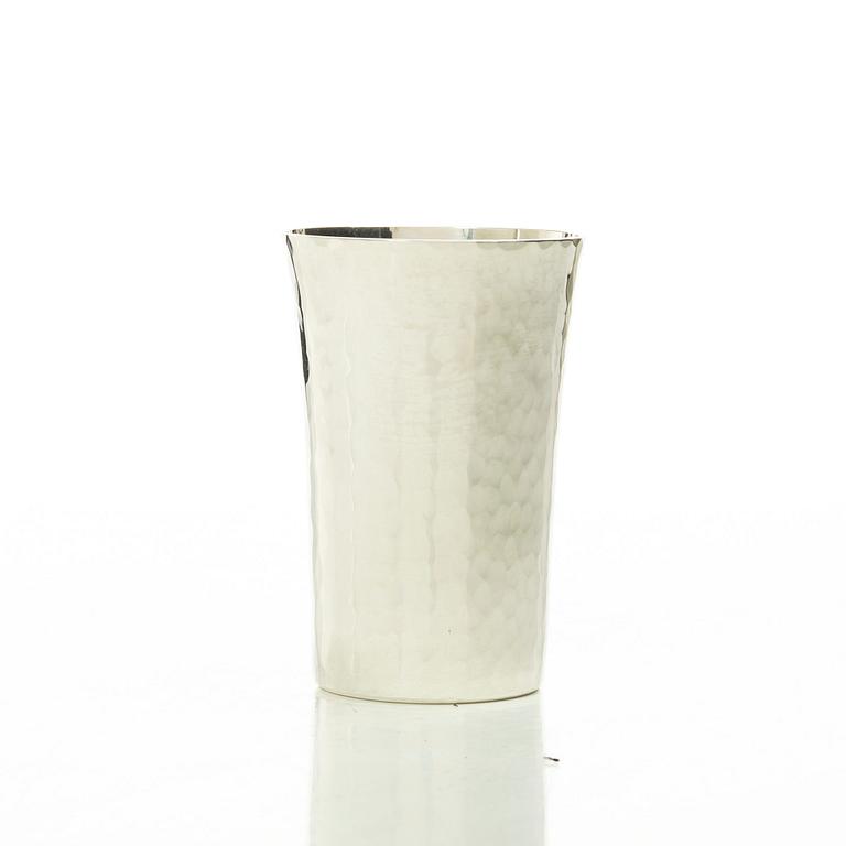 A set of twelve silver beakers, Mema Guld & Silver Ab, Lidköping 1970.