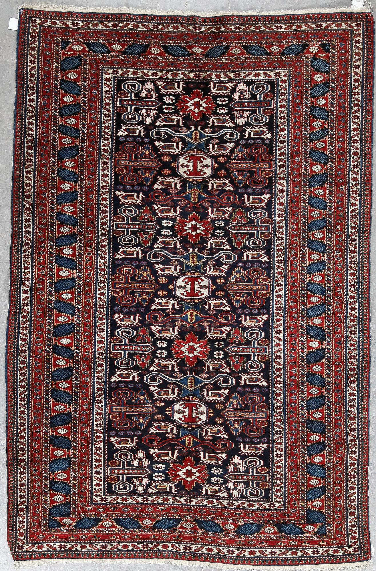 MATTA, semiantik Kaukas Perepedil, ca 214x144 cm.