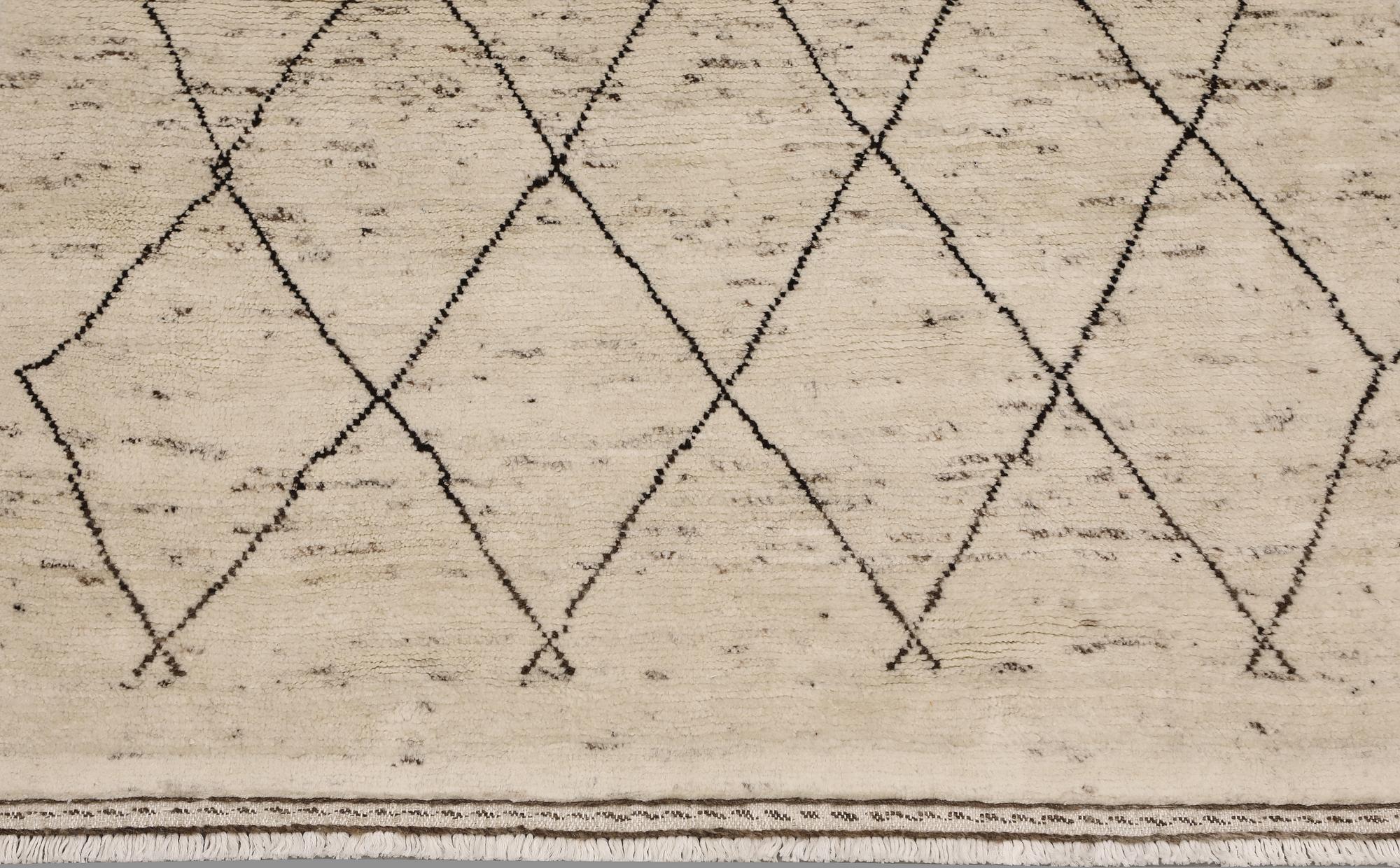 A Moroccan rug, approx. 174 x 112 cm.