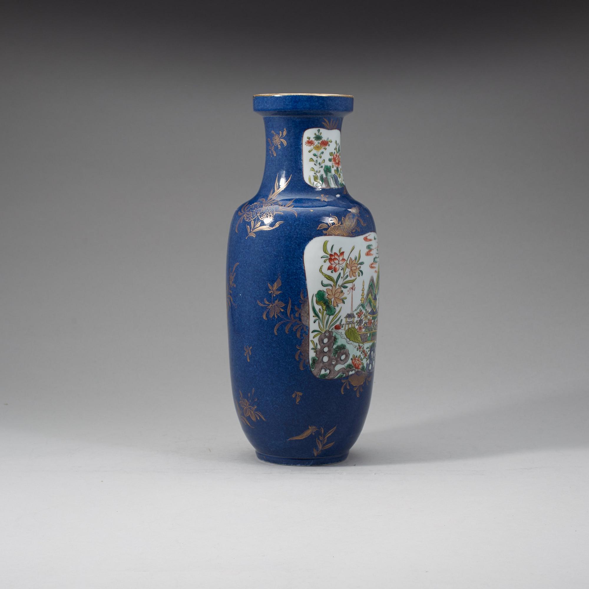 VAS, porslin. Qingdynastin, 1800-tal.