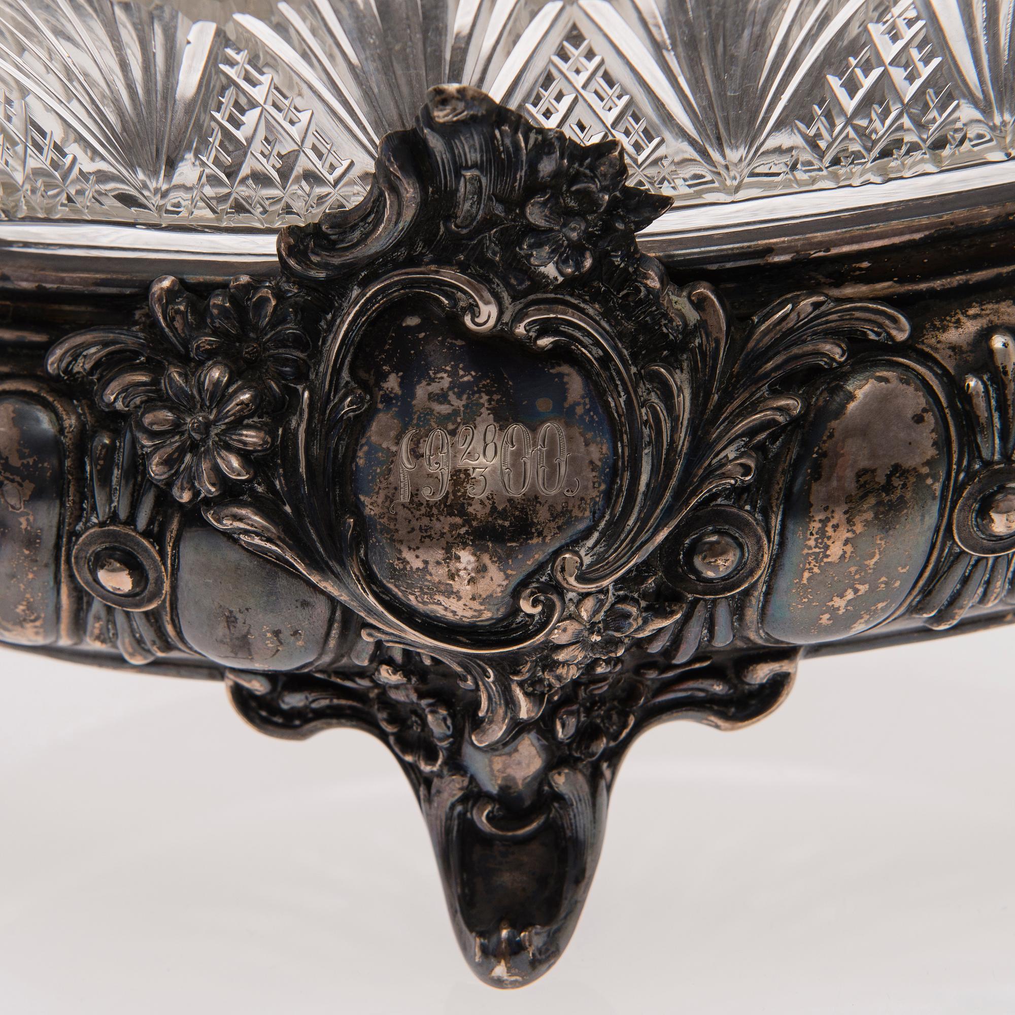 JARDINJÄR, silver och glas, Gustav Lindell, Tammerfors 1898.