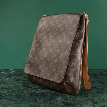 VÄSKA, "Messenger bag", Louis Vuitton.