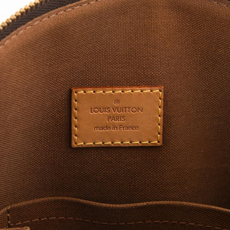 Louis Vuitton, a 'Lockit PM' bag.