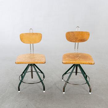 Arbetsstolar, 2 st,   Kockums mekaniska verkstad, Malmö, 1900-talets mitt.