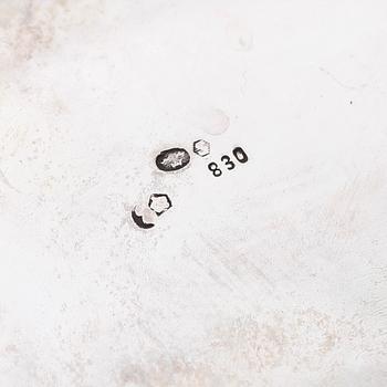 KAFFESERVIS, 3 delar, silver, sannolikt Tyskland, 1900-talets första hälft. Vikt ca 1329 gram.