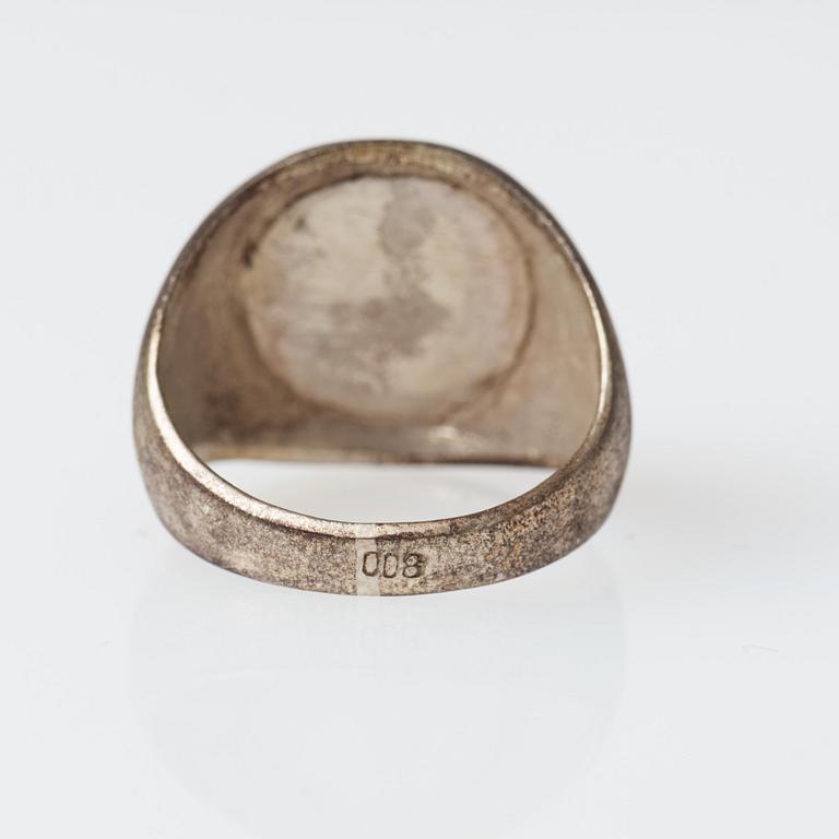 Signet ring, silver, man's profile, Mediterranean region.