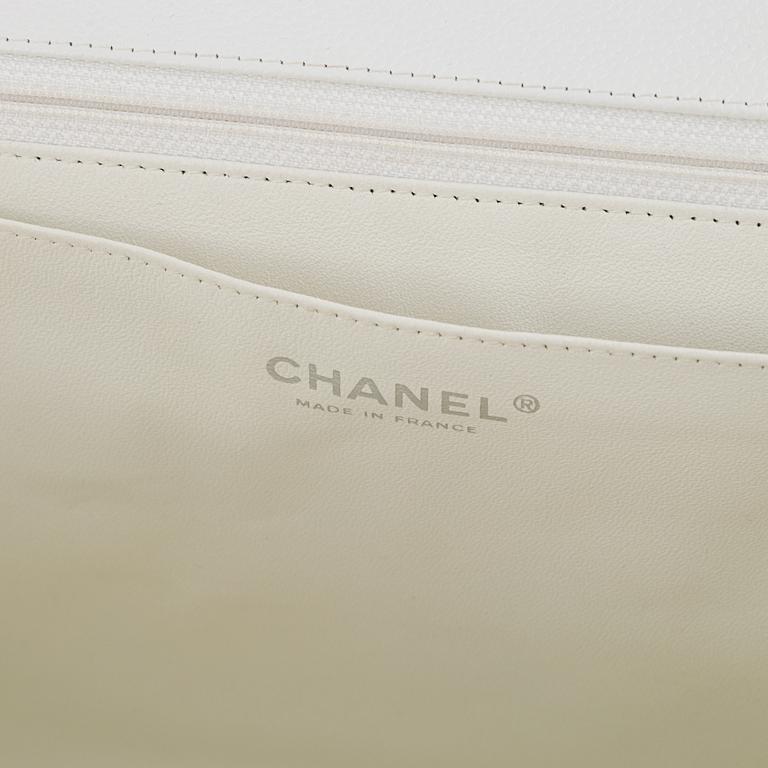 Chanel, bag, "Caviar Jumbo Classic Flap Bag", 2009-2010.