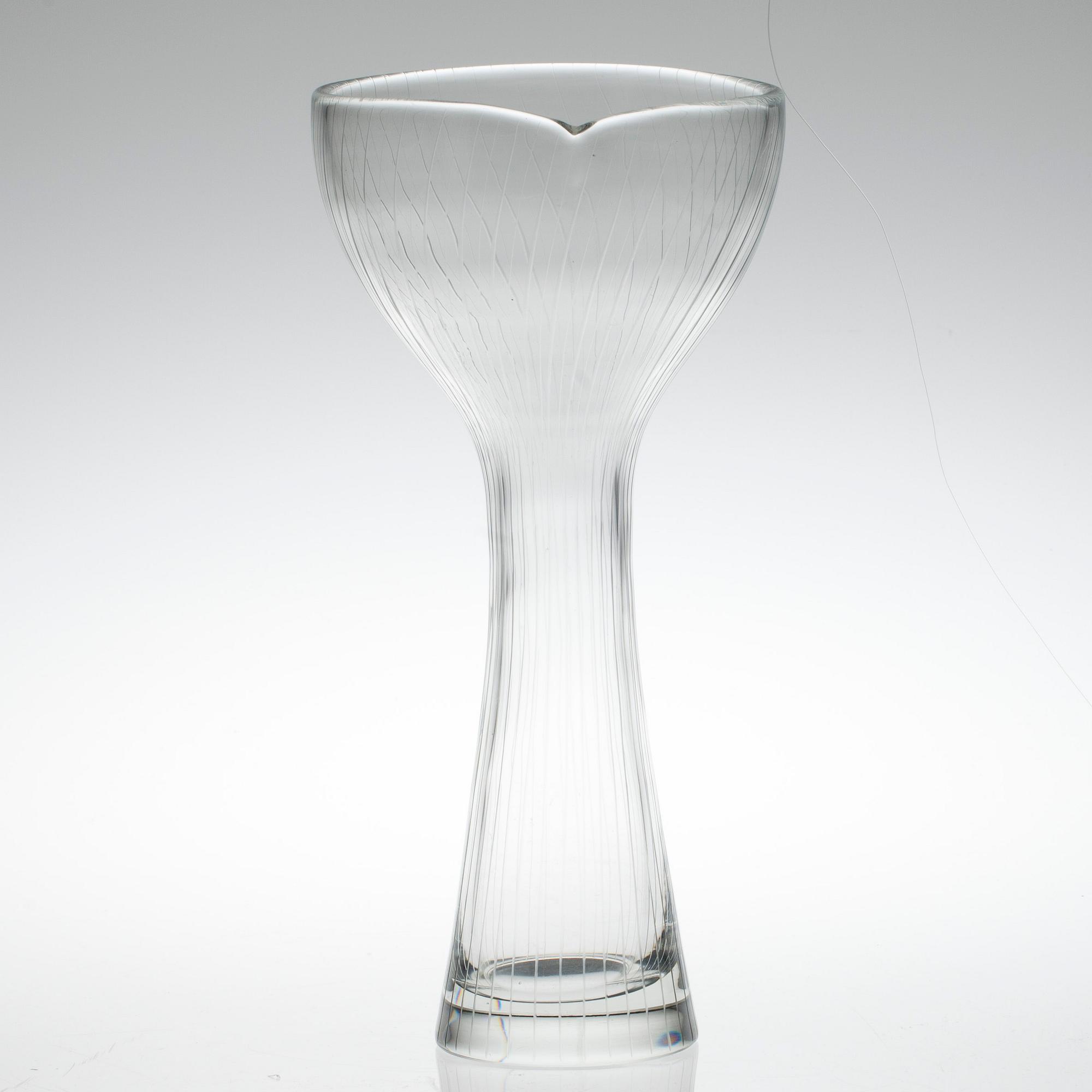 VAS, glas, signerad Tapio Wirkkala Iittala 3520.