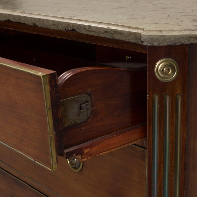 An early 19th century commode.
