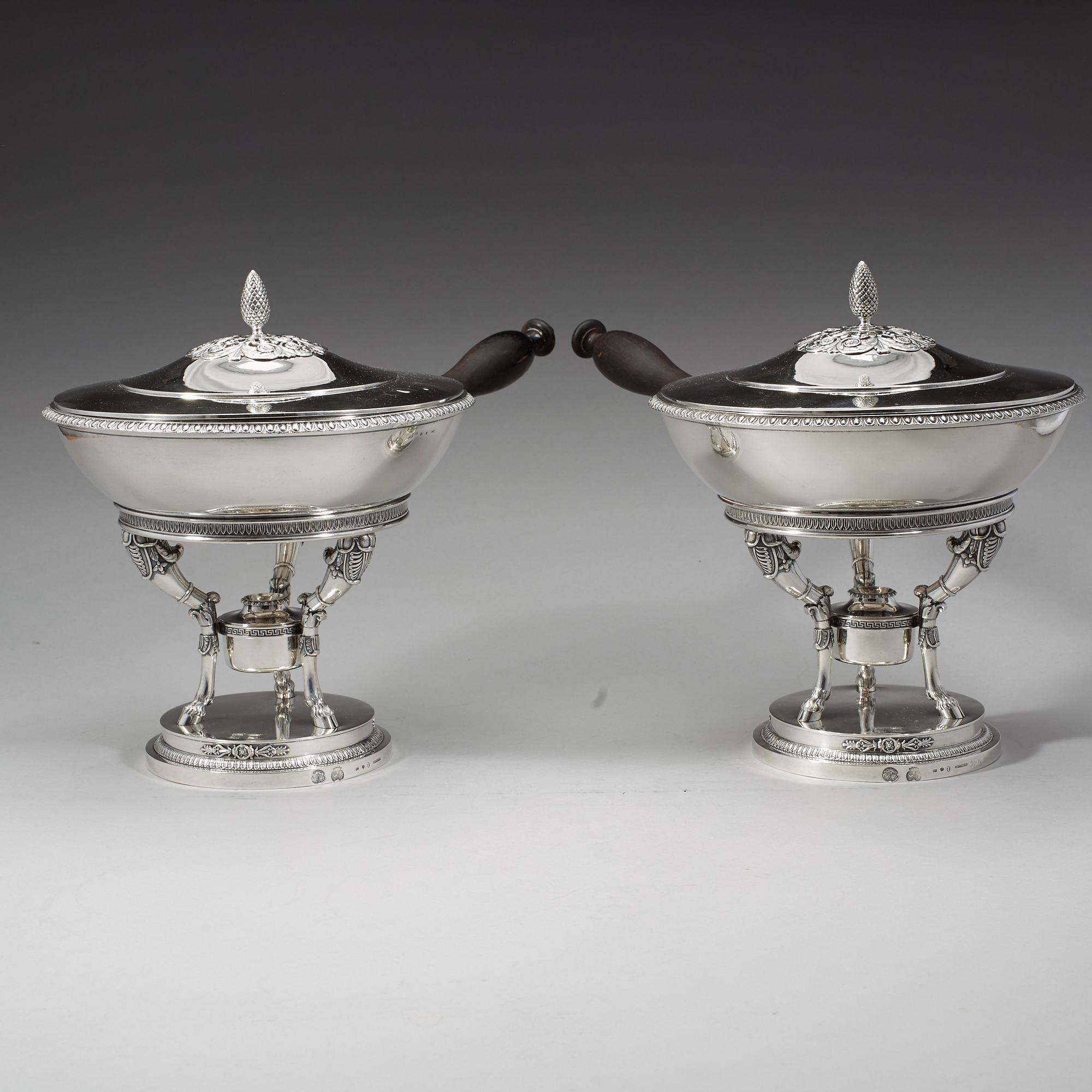 A pair of Swedish 19th century silver dishes and cover on stand, Adolf Zethelius, Stockholm 1820.