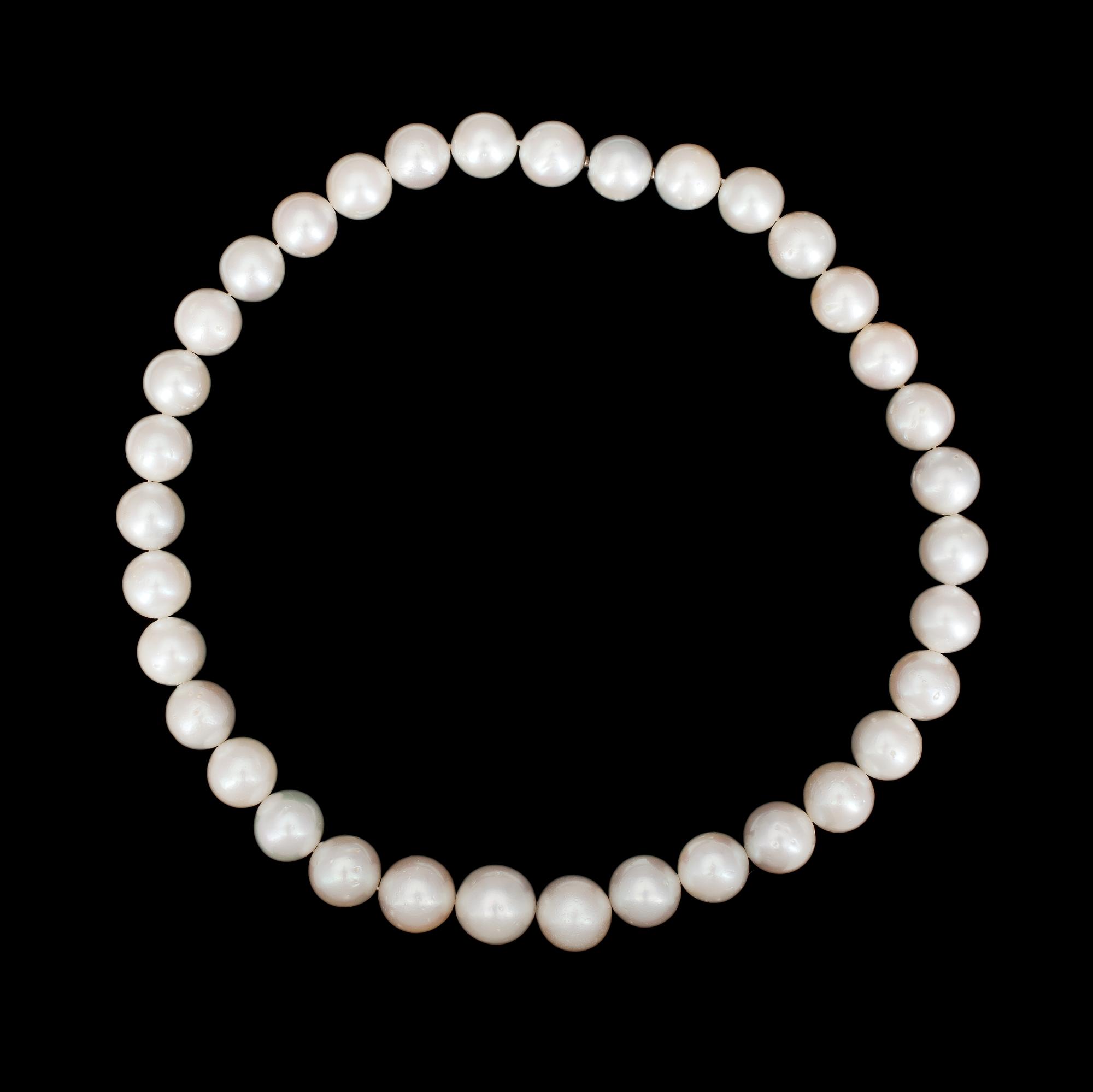 COLLIER, odlade South sea pärlor, 13,3-11,5 mm.