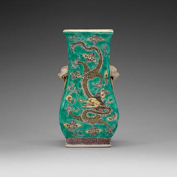 356. A green bisquit dragon vase, Qing dynasty 19th century.