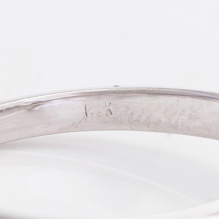 Sormus, 14K valkokultaa, briljanttihiottu timantti noin 2.08 ct.  EGL-sertifikaatilla.