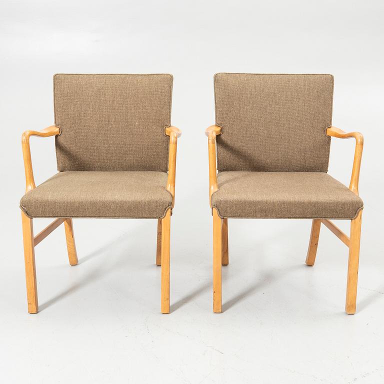 Ole Wanscher, Armchairs, 5, model “1752”, Fritz Hansen, 1940s.