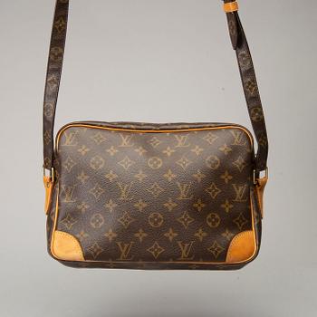 LOUIS VUITTON, axelbandsväska, crossbody.