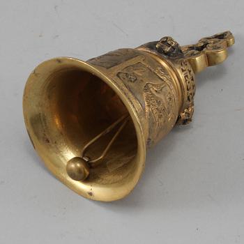 BJÄLLRA, Kina, 1900-tal.