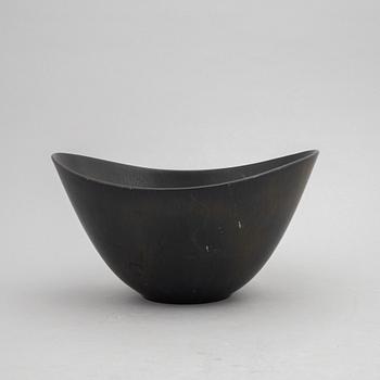 Gunnar Nylund, a signed stoneware vase, Rörstrand.
