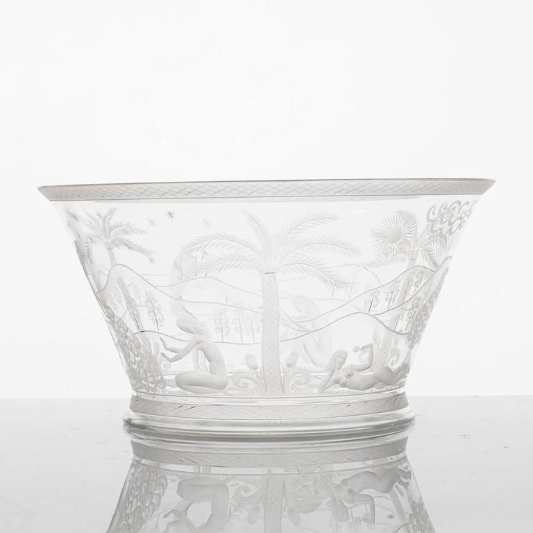 Edward Hald, an engraved glass bowl, Orrefors 1926.