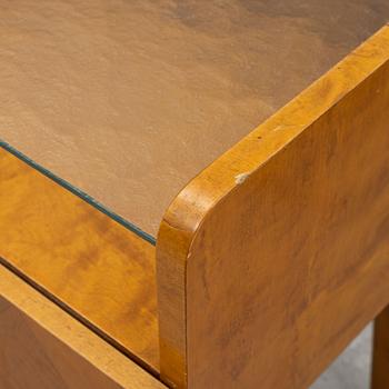 A pair of bedside tables, 1930's/40's.