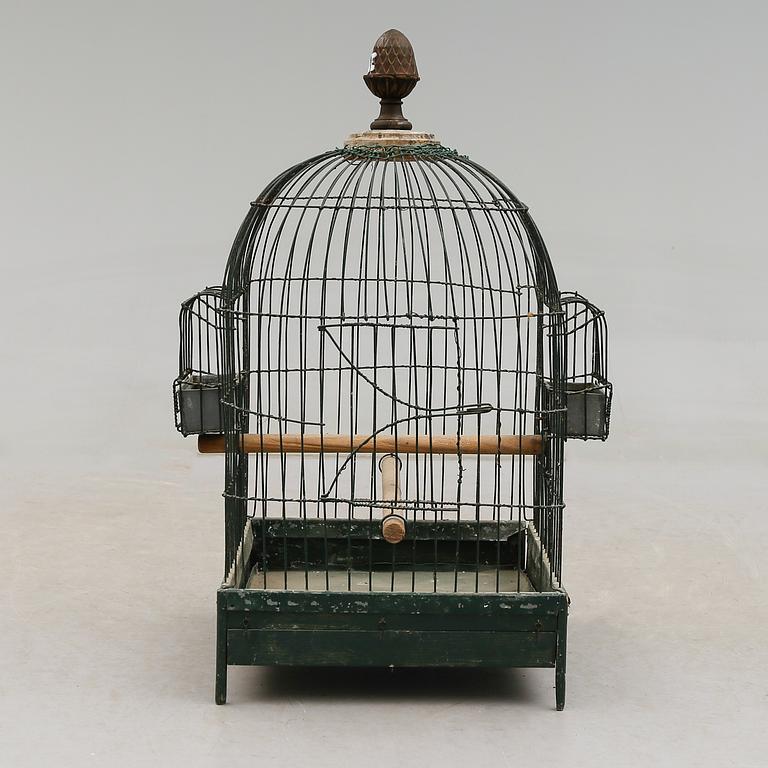 FÅGELBUR, trä och metall, omkring år 1900.