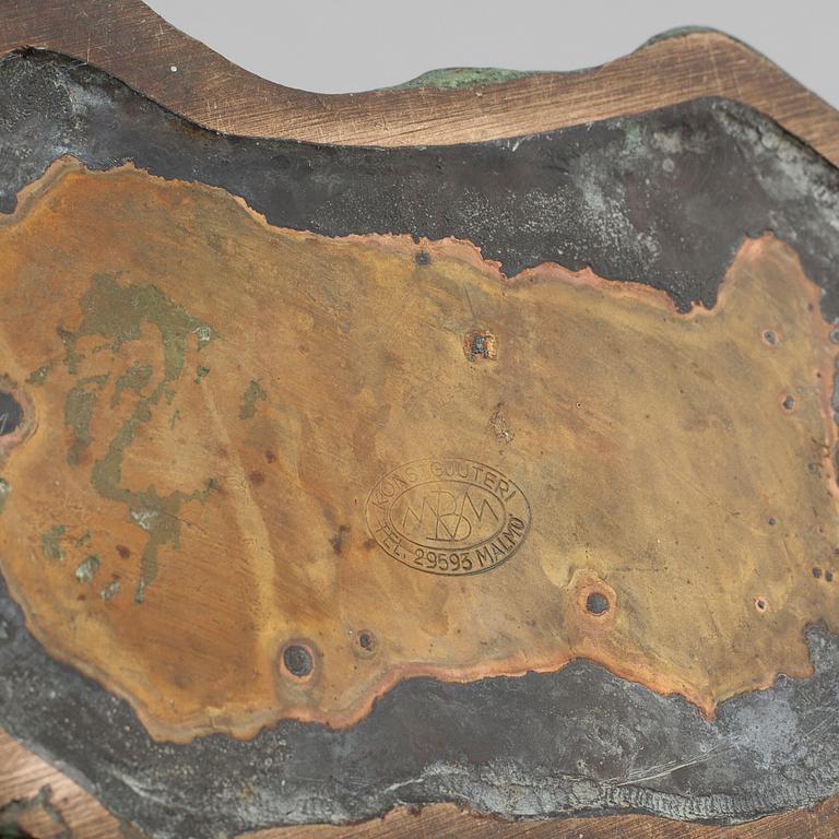 UNKOWN ARTIST, a bronze sculpture, signed FF, 20th century.