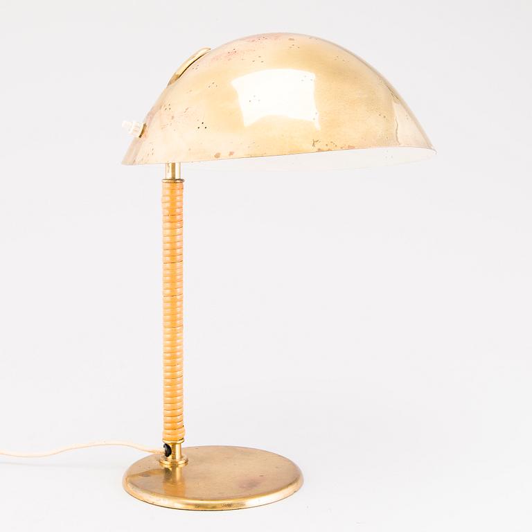 Paavo Tynell, A mid 20th century '9202' table lamp for Taito. Finland.