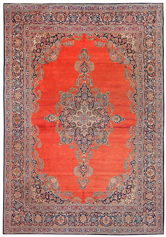 SEMI-ANTIQUE KASHAN. 385,5 x 268 cm.