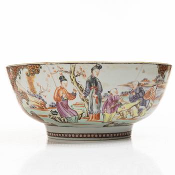 Three porcelain punch bowls, China, Qianlong (1736-95).