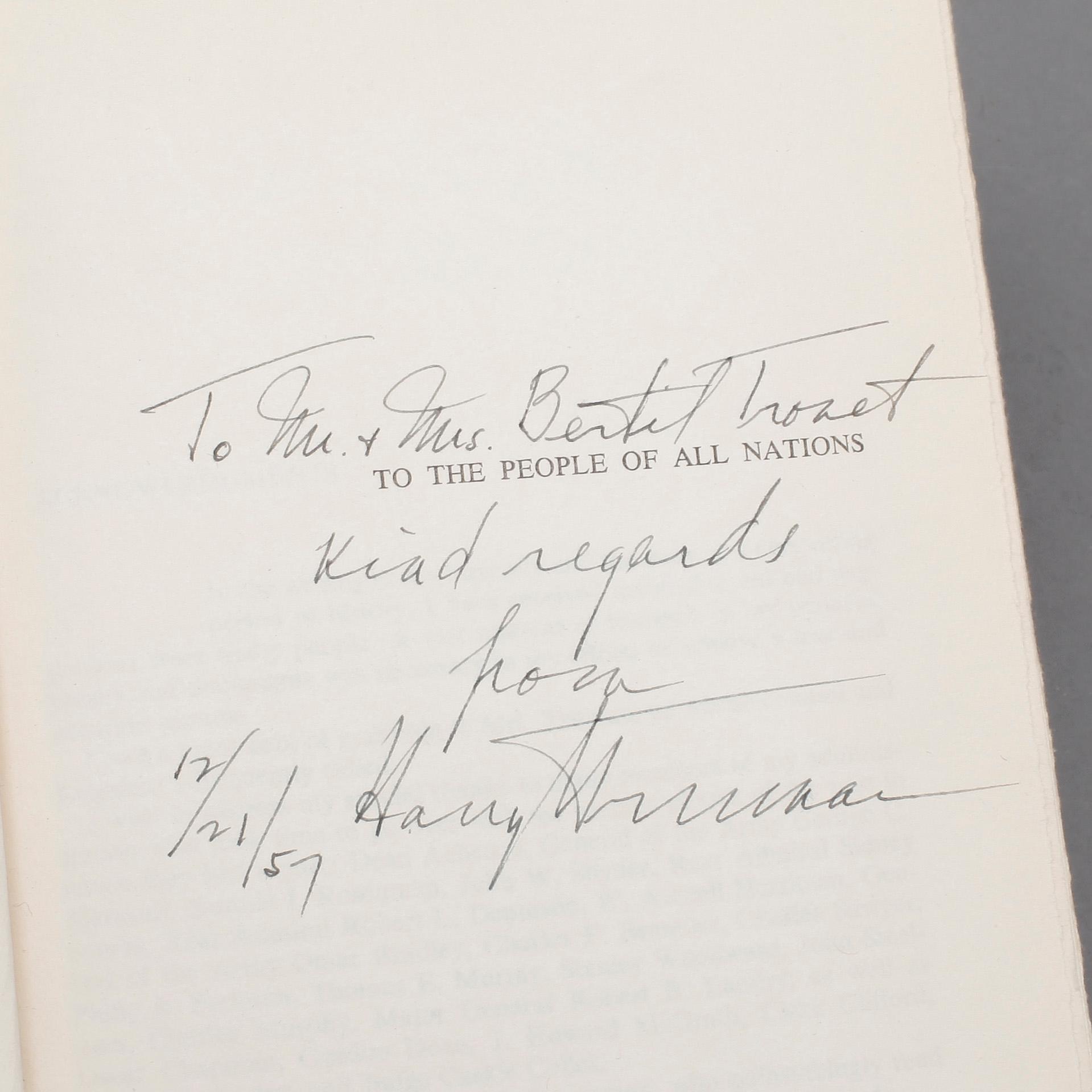 PRESIDENT HARRY S. TRUMAN (1884-1972), autograf i memorboken "Year of Decisions", New York 1955.