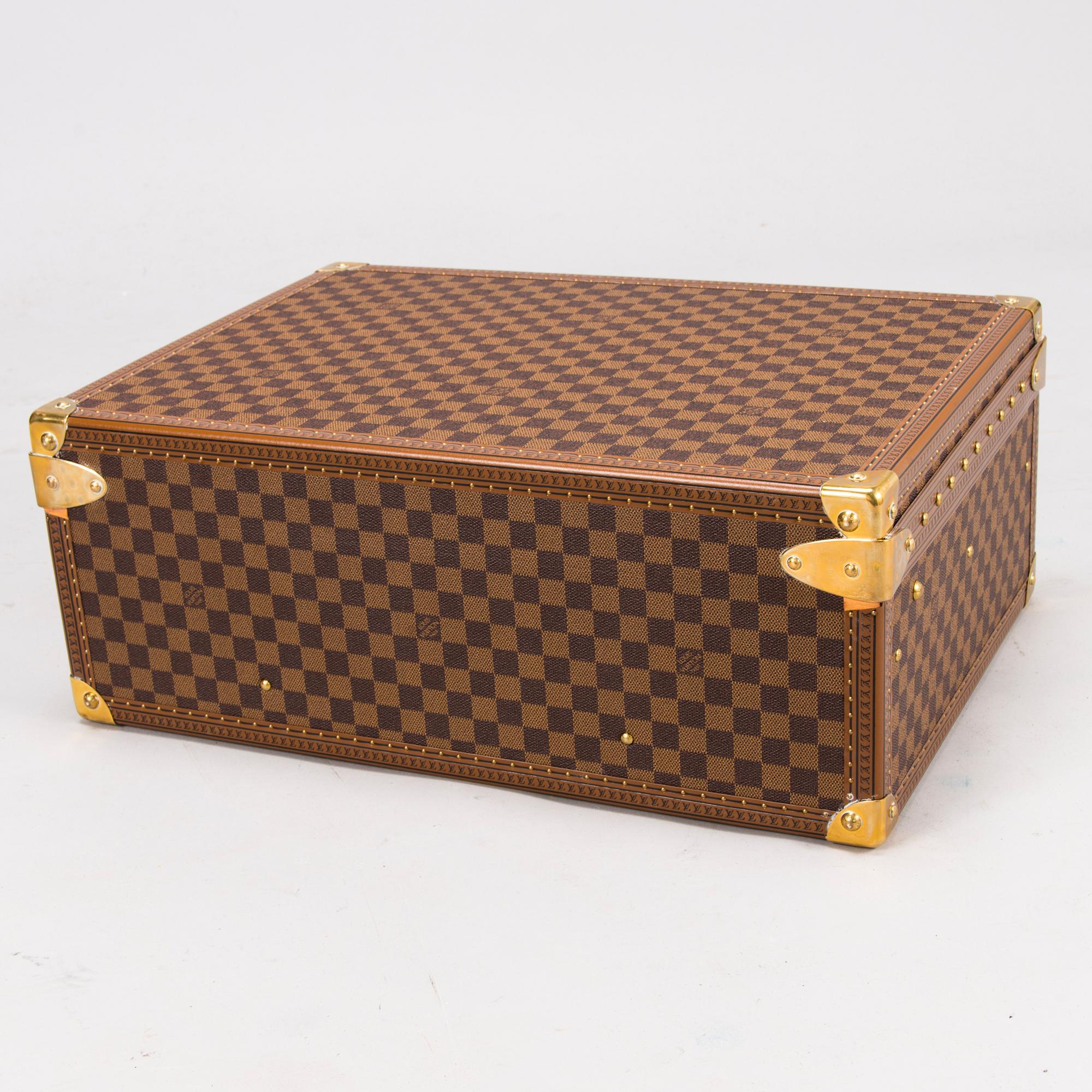 LOUIS VUITTON, Alzer 55 Damier Ebéne Luggage.