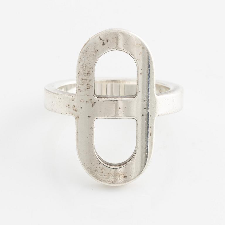 Hermès silver ring.