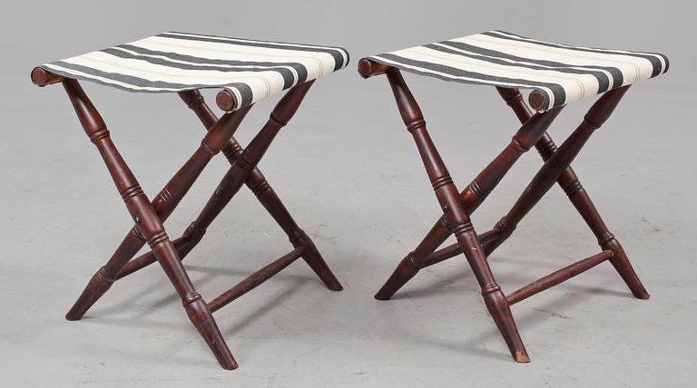 FÄLLPALLAR, ett par, omkring sekelskiftet 1800/1900-tal.
