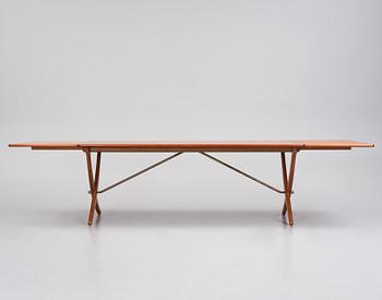 Hans J. Wegner, an 'AT-314' dinner table with flaps, Andreas Tuck, Denmark 1950-60s.