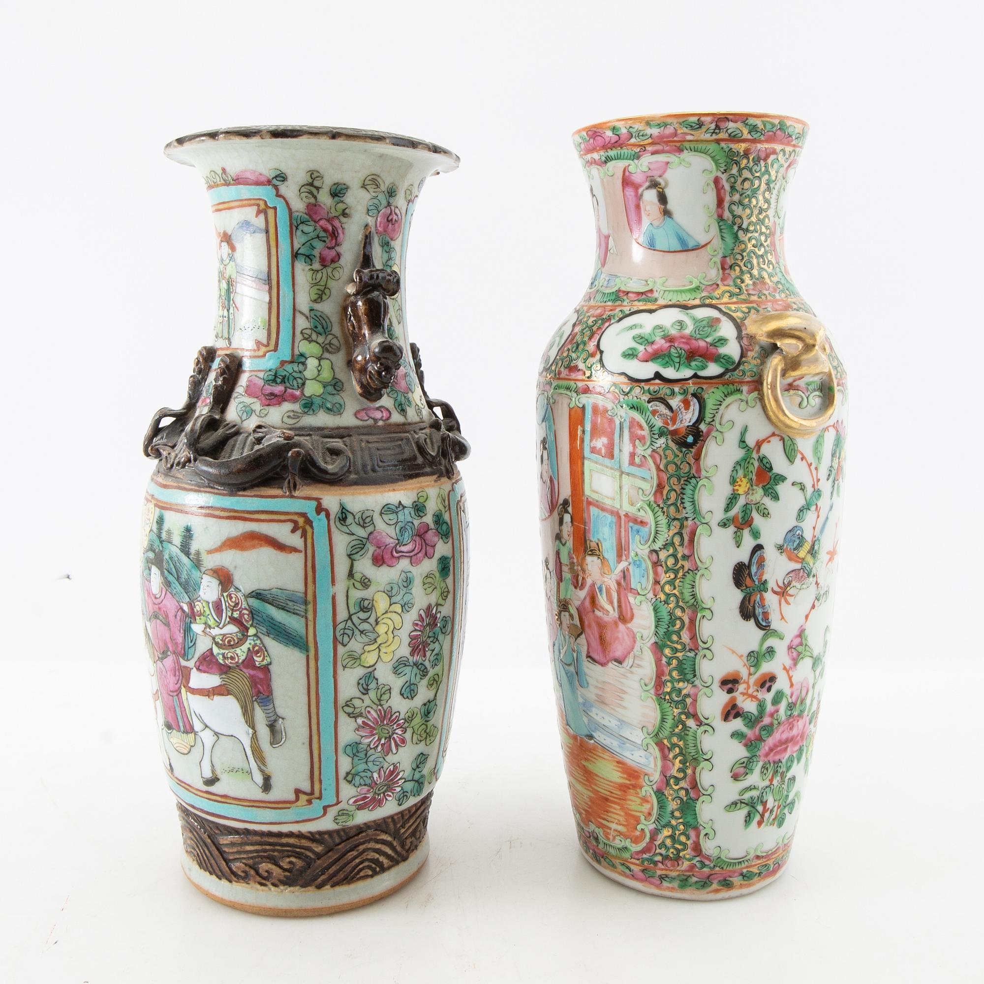 Vases 2 pcs China Canton circa 1900 porcelain.