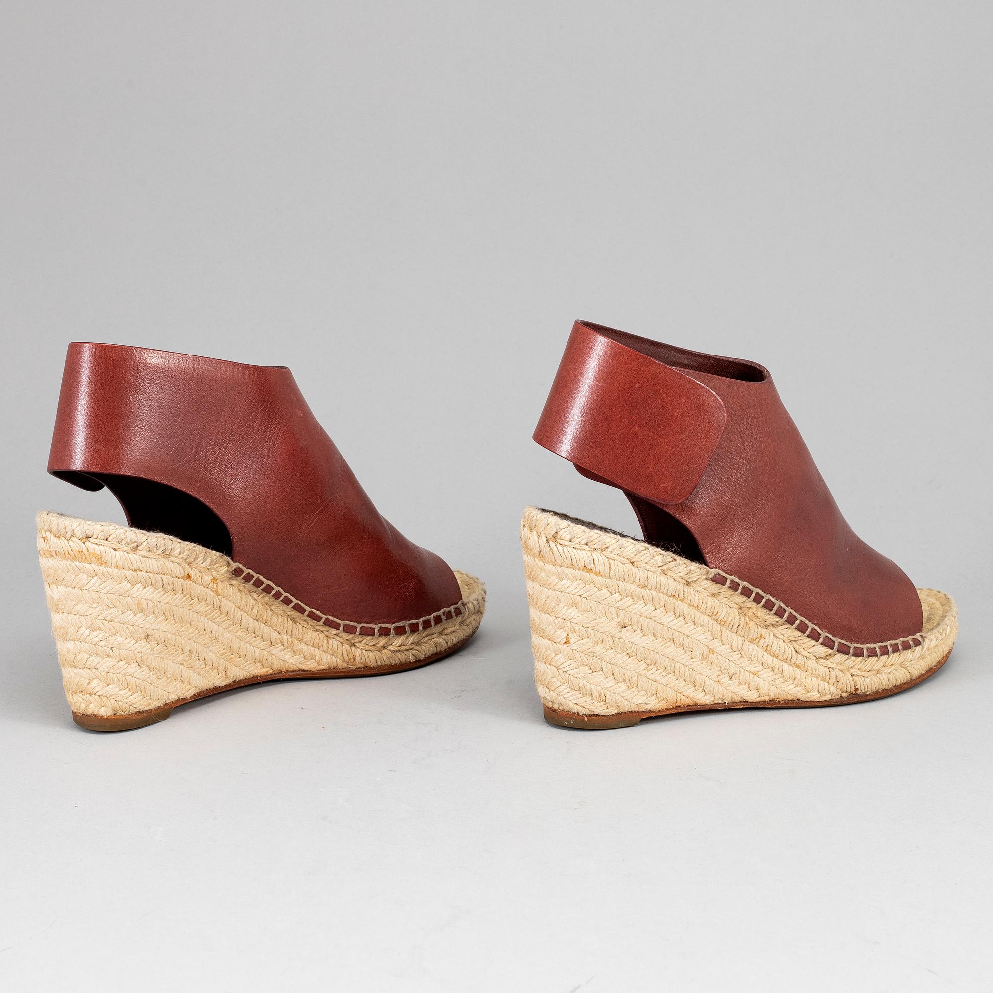 CÉLINE, shoes, size 39.