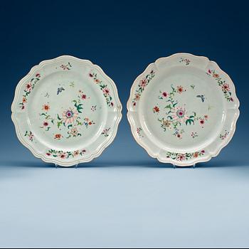 1584. A pair of famille rose dishes, Qing dynasty, Qianlong (1736-95).